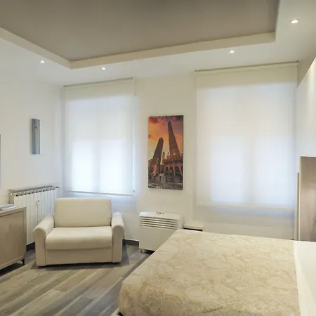 Andrea Luxury Strada Maggiore Studio 1 דירה