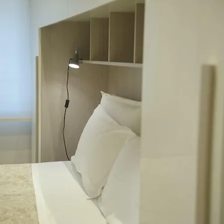 Andrea Luxury Strada Maggiore Studio 1 *